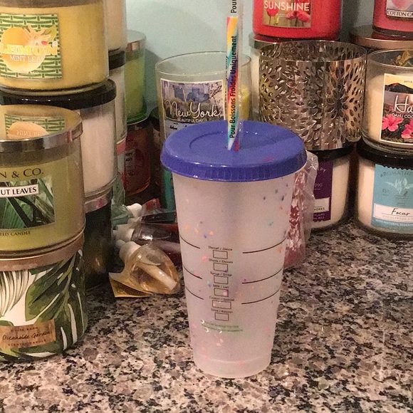 Starbucks 🌈 confetti color changing cup - Picture 4 of 4